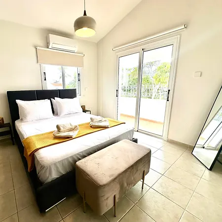 Dream Tropicana -